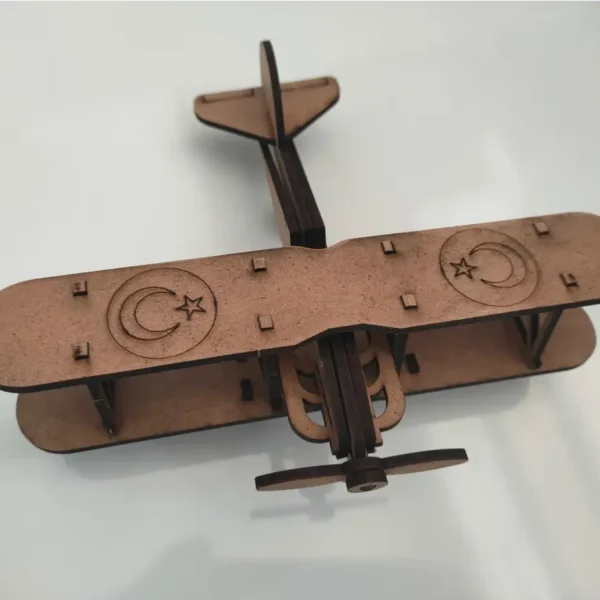 Demonte Ham MDF Ahşap Uçak Maketi (18×16 cm)
